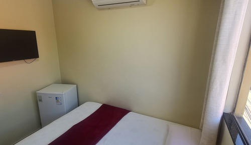 Economy Suite