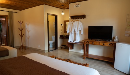 Family Quadruple Room, Multiple Beds, Fireplace, Garden View