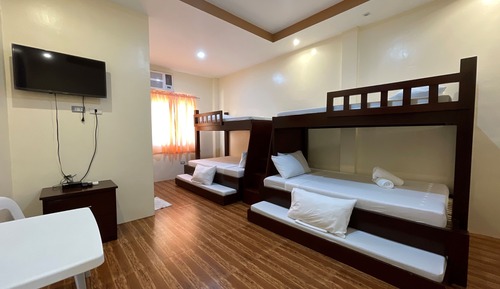 Economy Room