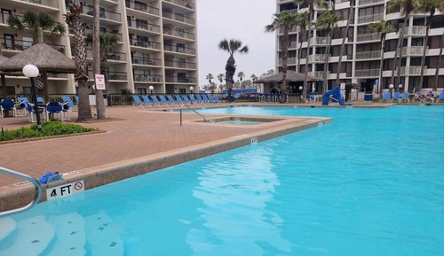 Condo, 2 Bedrooms
