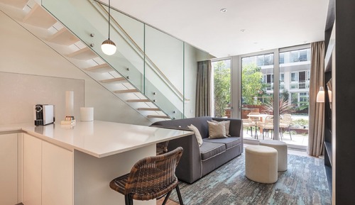 Regency, Suite, 2 Bedrooms, Courtyard View