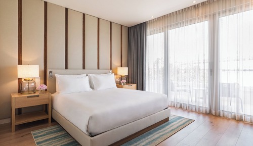 Suite, 1 Queen Bed (Wellness)
