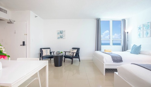 Deluxe Studio Suite
