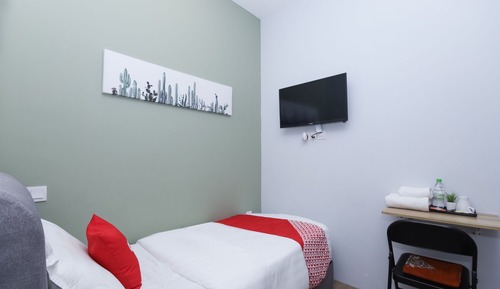 Deluxe Single Room