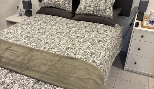 Classic Double Room, Ensuite (Cave Room)