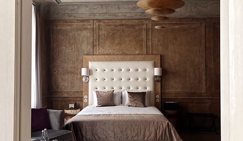 Deluxe Suite, 1 King Bed