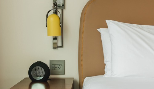 Deluxe Room, 1 King Bed, City View