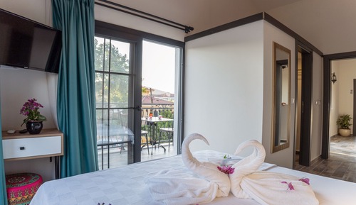 Exclusive Room