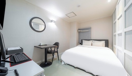 Room (Standard)