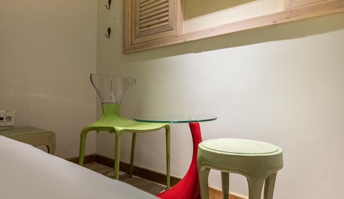 Room (Standard walk-in special (no parking )