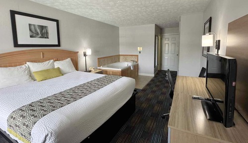 Honeymoon Room