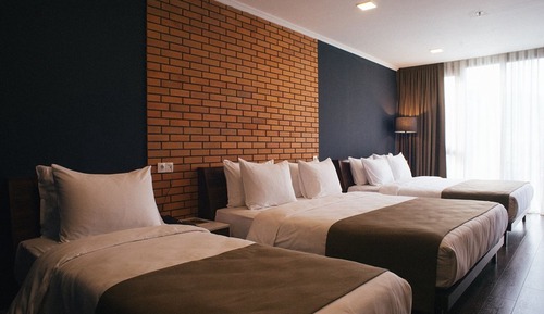 Family Studio Suite