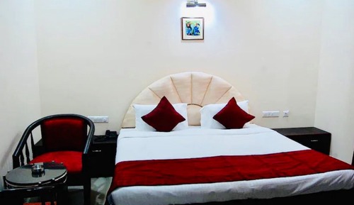 Deluxe Single Room
