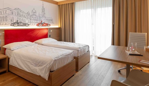 Superior Room, 2 Twin Beds, Kitchen