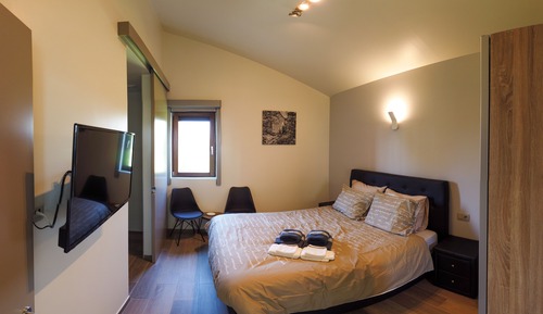 Standard Double Room, 1 Queen Bed, Non Smoking, Garden View