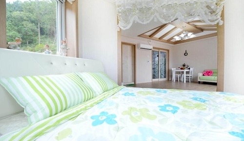 Room (Brise)