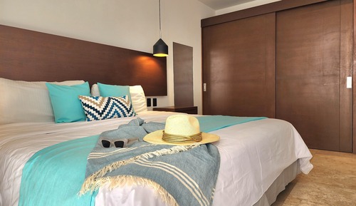 Signature Studio Suite