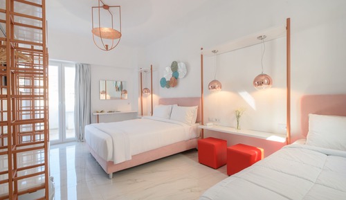 Triple Room, City View