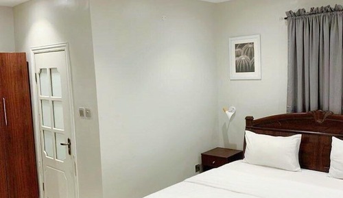 Premier Room