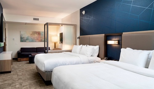 Suite, Multiple Beds (Mobility Accessible, Roll-in Shower)
