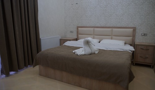 Standard Double Room (1)