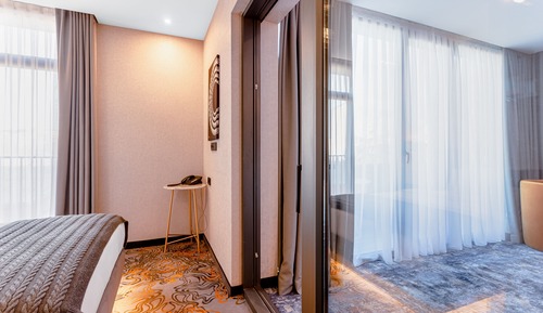 Exclusive Room