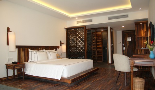 Balcony King Room