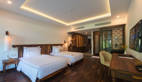 Standard Double Room, Balcony, Garden View