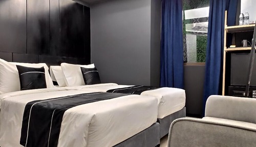Buttermilk Deluxe (1 Queen or 2 Single Beds)