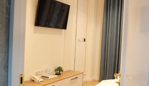 Deluxe Single Room