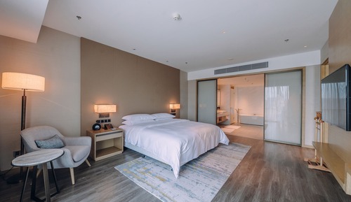 Executive Suite, 1 Bedroom, River View, Executive Level