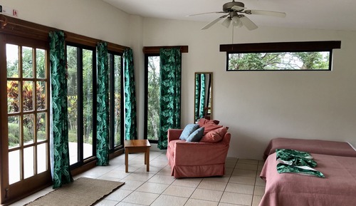Family Room, Multiple Beds, Non Smoking, Garden View
