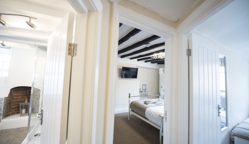 Penthouse (Suite)