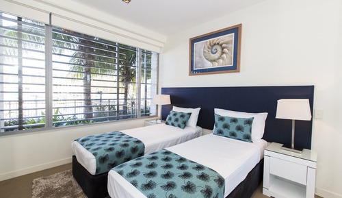 Room, 3 Bedrooms (Plunge, Weekly Housekeeping)