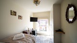 Economy Single Room, Ensuite (Bedroom 10)