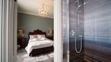 Premium Double Room, Ensuite (Bedroom 8)