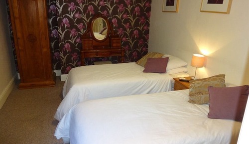 Twin Room, Ensuite