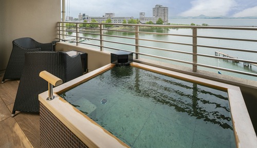 Biwa No Kaze Japanese-Western Style Room with Private Natural Hot Spring Open-Air Bath - Non-Smoking