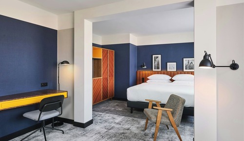 Deluxe Room, 1 King Bed with Sofa bed, Non Smoking, City View
