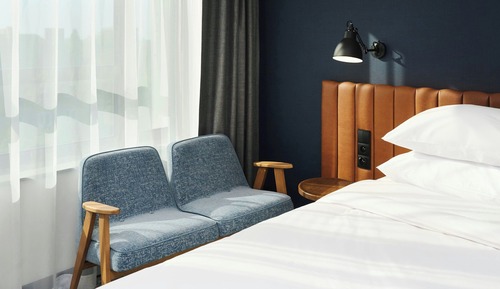 Superior Room, 2 Twin Beds, City View