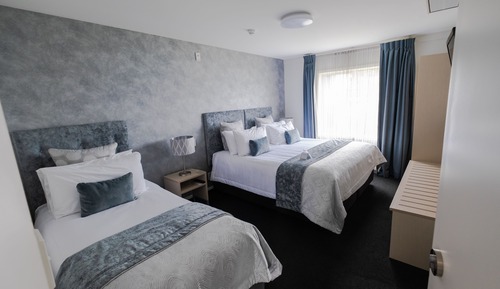 Large One Bedroom Suite