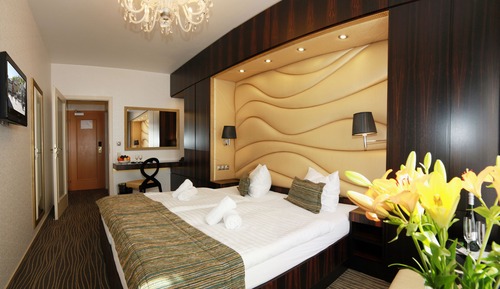 Superior Double or Twin Room, City View