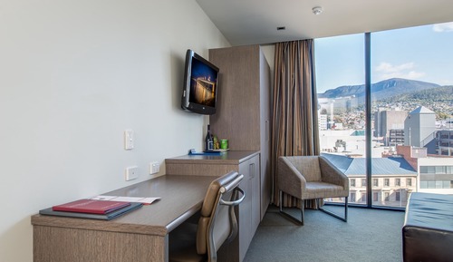 Hotel Executive Queen Room