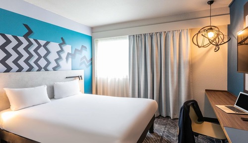 Superior Room, 1 Queen Bed
