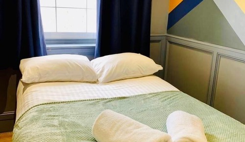Comfort Double Room, Shared Bathroom (Small)