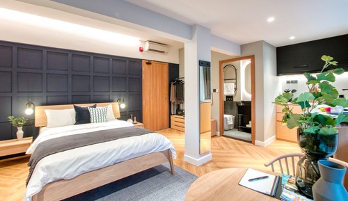 The Extra Large Room with unlimited access to co-working space and 24/7 coffee and tea