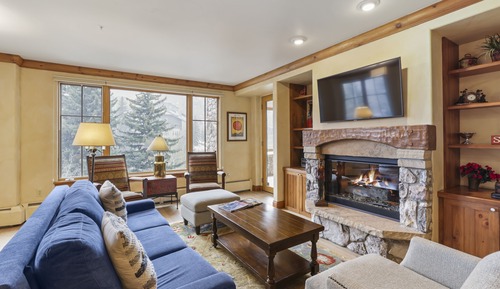 Condo, 2 Bedrooms