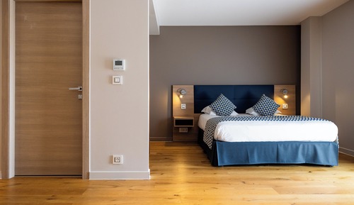 Executive Room, City View