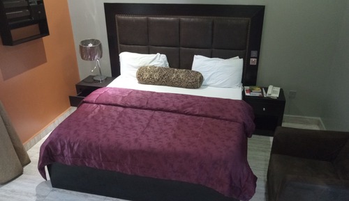Executive Room