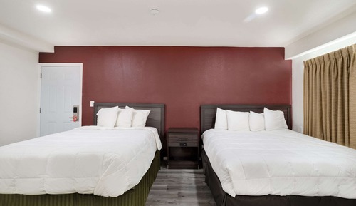 Room, Multiple Beds, Non Smoking